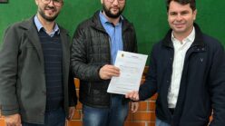 Fenadesp entrega ao Deputado Curi, documento contra o CRDD